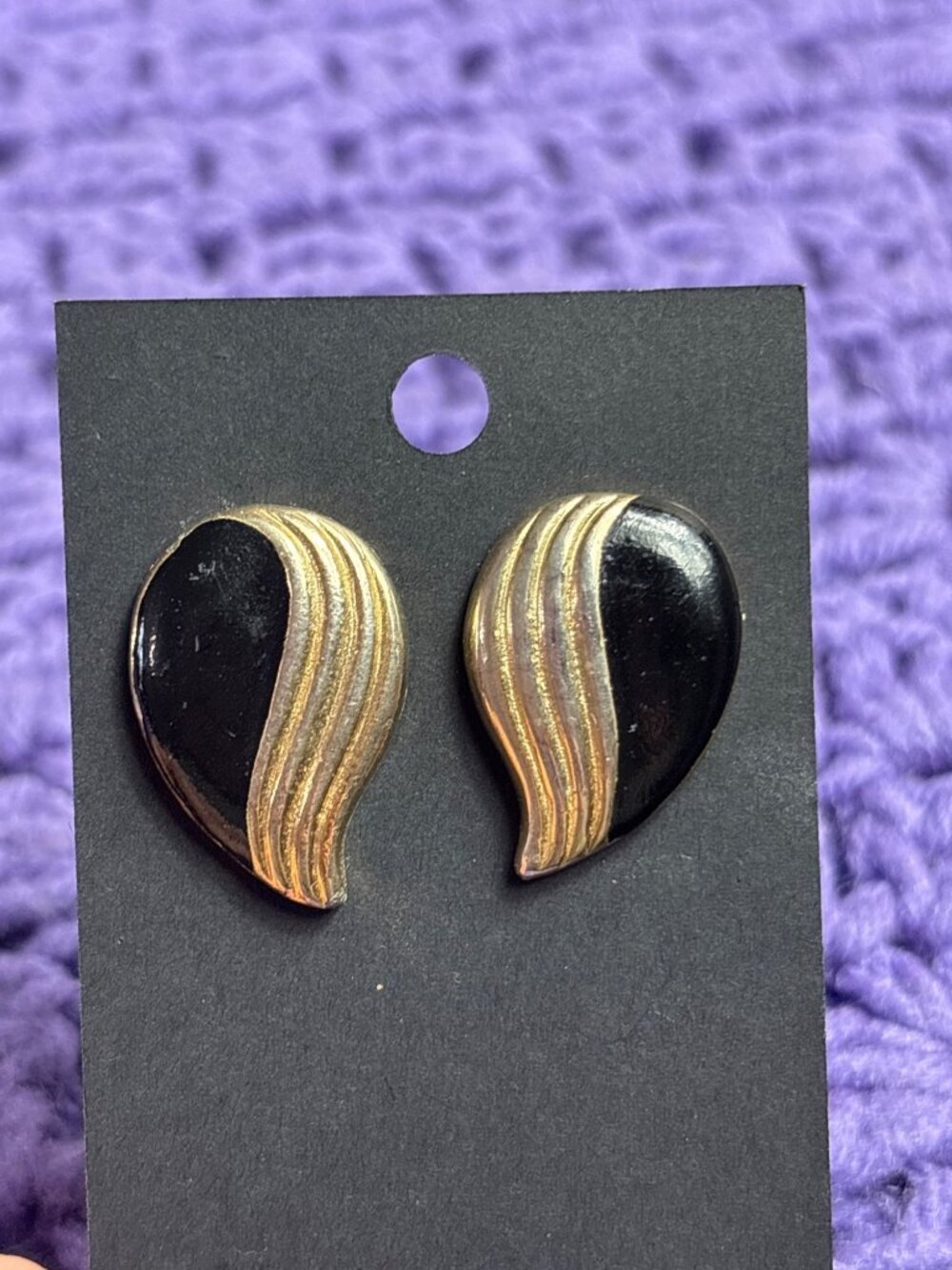 Vintage 80s Teardrop Stud Earrings Goldtone Black Enamel 1 inch
